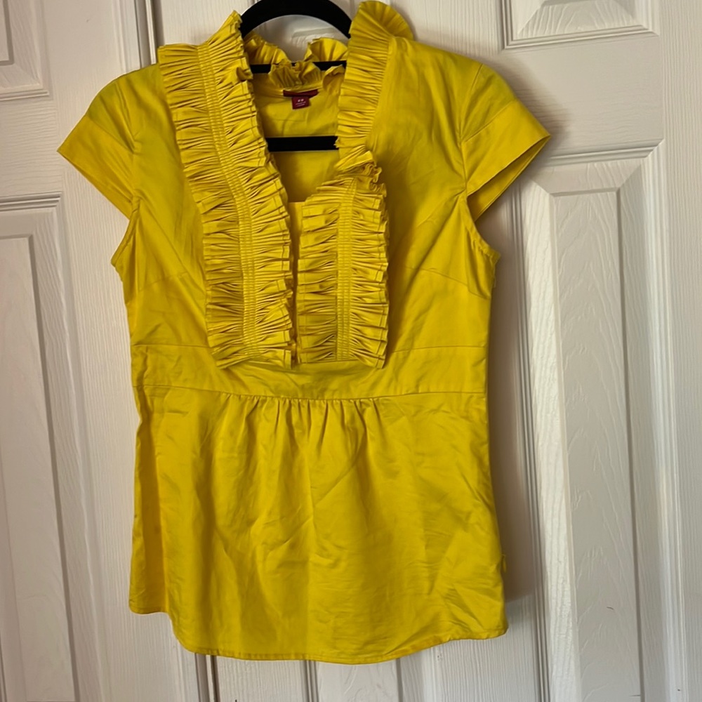 Yellow cotton top